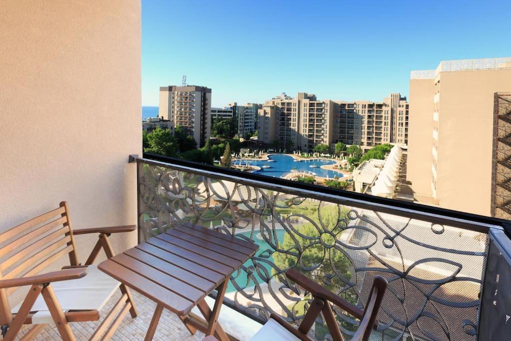 Royal Beach Apartment Barcello B Pantai Sunny Luaran gambar
